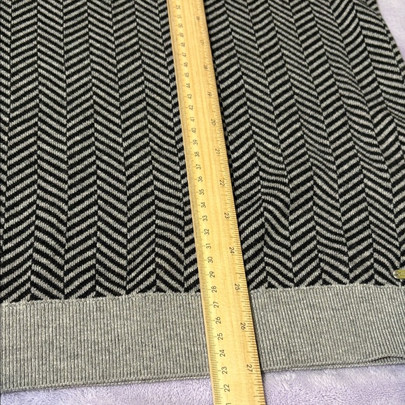 Calvin Klein Black and Gray Turtleneck Sweater - Picture 7 of 8